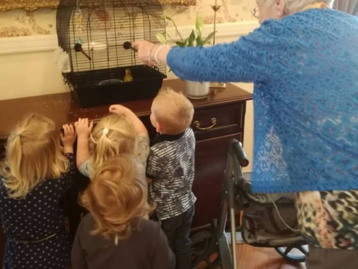 Kleinkinderen op bezoek